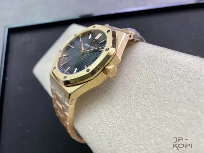 オーデマ・ピゲ ロイヤルオーク 41mm 15500OR.OO.1220OR.01【ZF工場出品】 - 画像 (7)