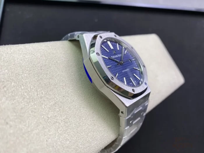 オーデマ・ピゲ ロイヤルオーク 41mm 15400ST.OO.1220ST.03【ZF工場出品】 - 画像 (6)