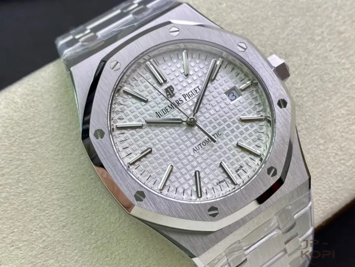 オーデマ・ピゲ ロイヤルオーク 41mm 15400ST.OO.1220ST.02【ZF工場出品】 - 画像 (2)
