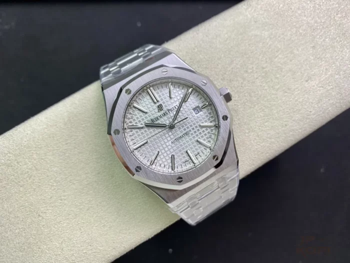 オーデマ・ピゲ ロイヤルオーク 41mm 15400ST.OO.1220ST.02【ZF工場出品】 - 画像 (4)