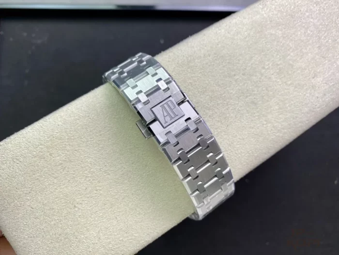 オーデマ・ピゲ ロイヤルオーク 41mm 15400ST.OO.1220ST.02【ZF工場出品】 - 画像 (8)