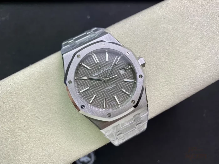 オーデマ・ピゲ ロイヤルオーク 41mm 15400ST.OO.1220ST.04【ZF工場出品】 - 画像 (5)