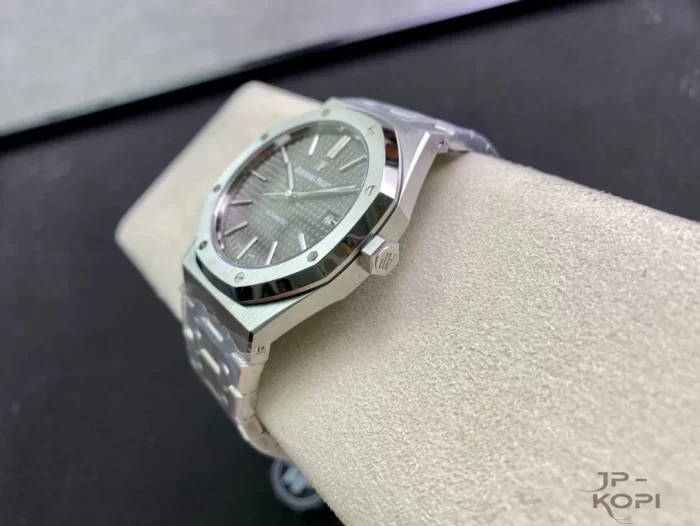 オーデマ・ピゲ ロイヤルオーク 41mm 15400ST.OO.1220ST.04【ZF工場出品】 - 画像 (7)