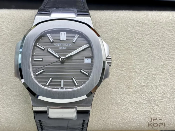 パテック・フィリップ ノーチラス 5711G-001【3K工場出品】