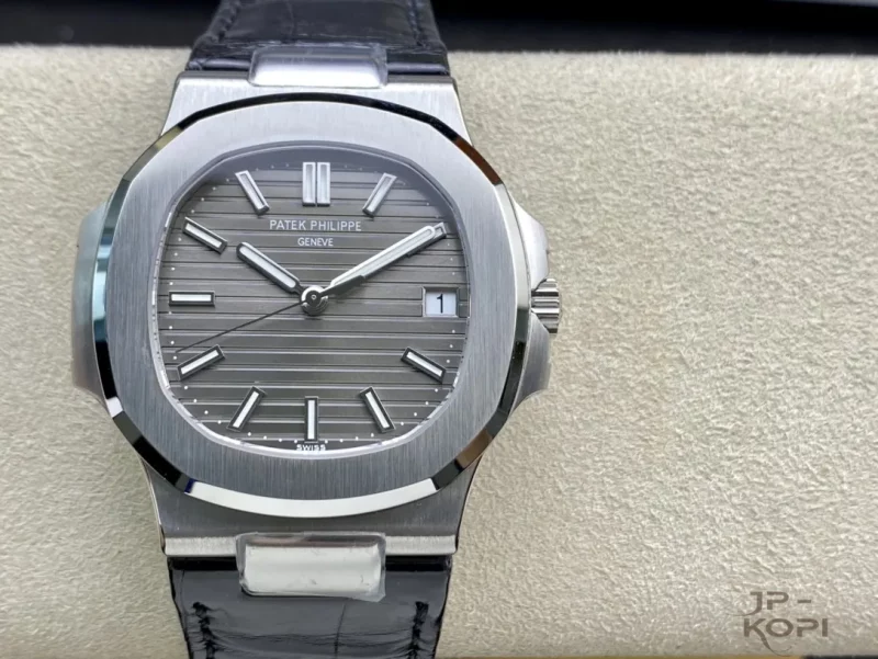 パテック・フィリップ ノーチラス 5711G-001【3K工場出品】