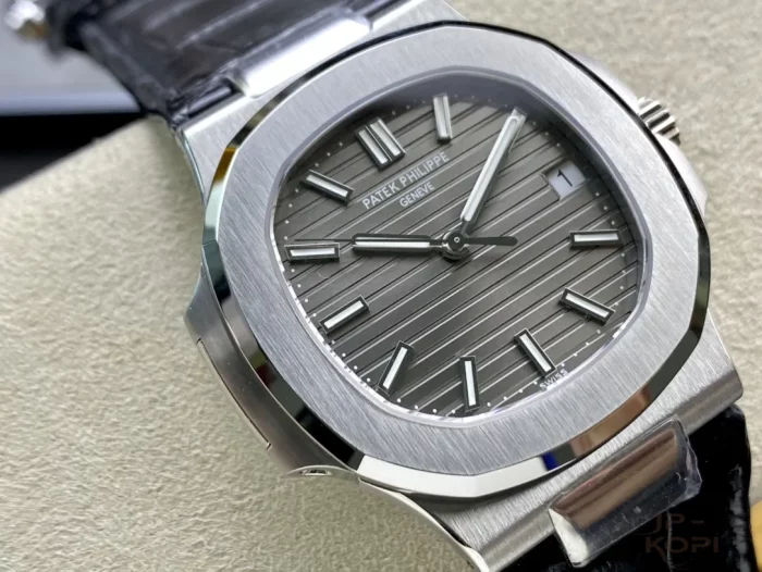 パテック・フィリップ ノーチラス 5711G-001【3K工場出品】 - 画像 (2)