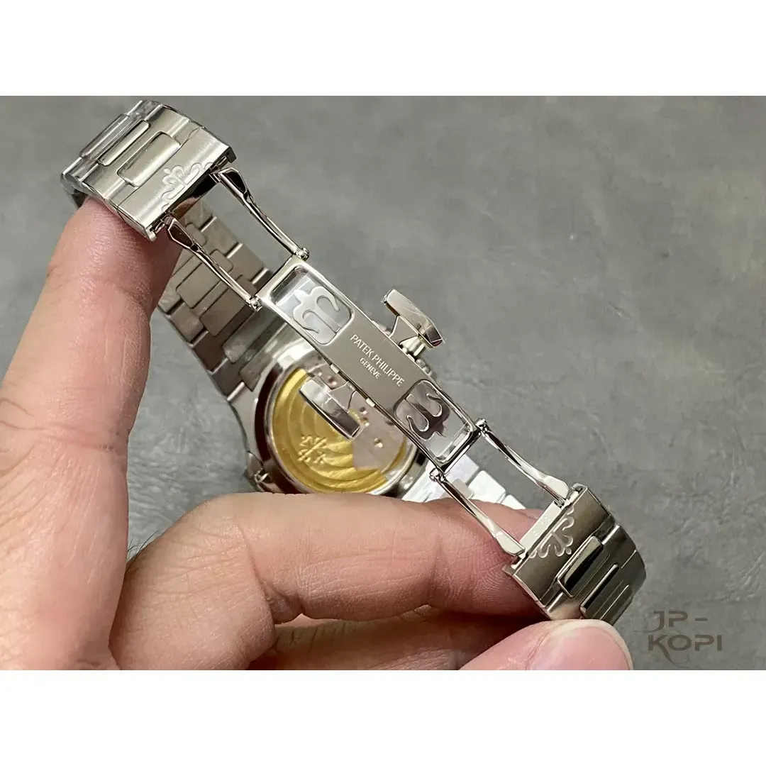 パテック・フィリップ ノーチラス 7118/1A-011|モークグレーダイアル 35mm 丹東Cal.324【3K工場製高品質腕時計】 - 画像 (9)