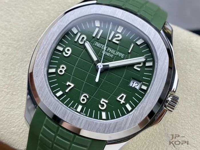 パテック・フィリップ アクアノート 5168G-010 カーキグリーン【3K工場出品】 - 画像 (3)