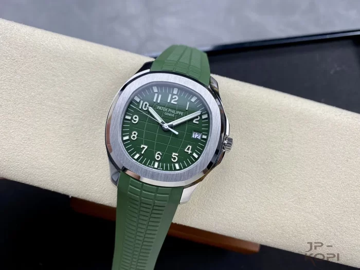 パテック・フィリップ アクアノート 5168G-010 カーキグリーン【3K工場出品】 - 画像 (4)