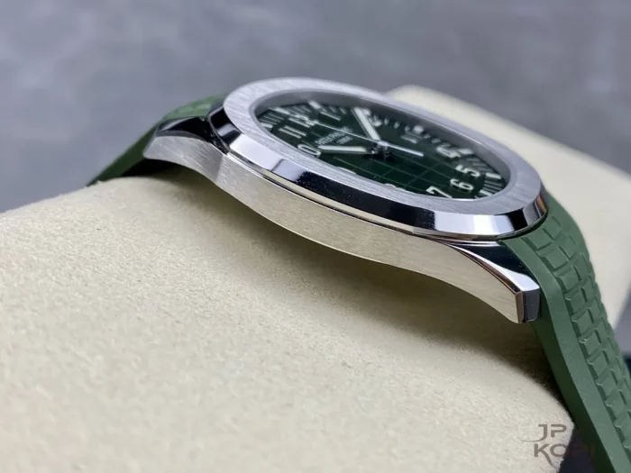 パテック・フィリップ アクアノート 5168G-010 カーキグリーン【3K工場出品】 - 画像 (5)