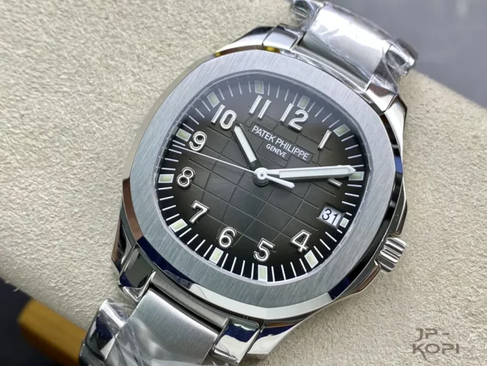 パテック・フィリップ アクアノート エクストララージ 5167/1A-001 ブラック【3K工場出品】 - 画像 (3)