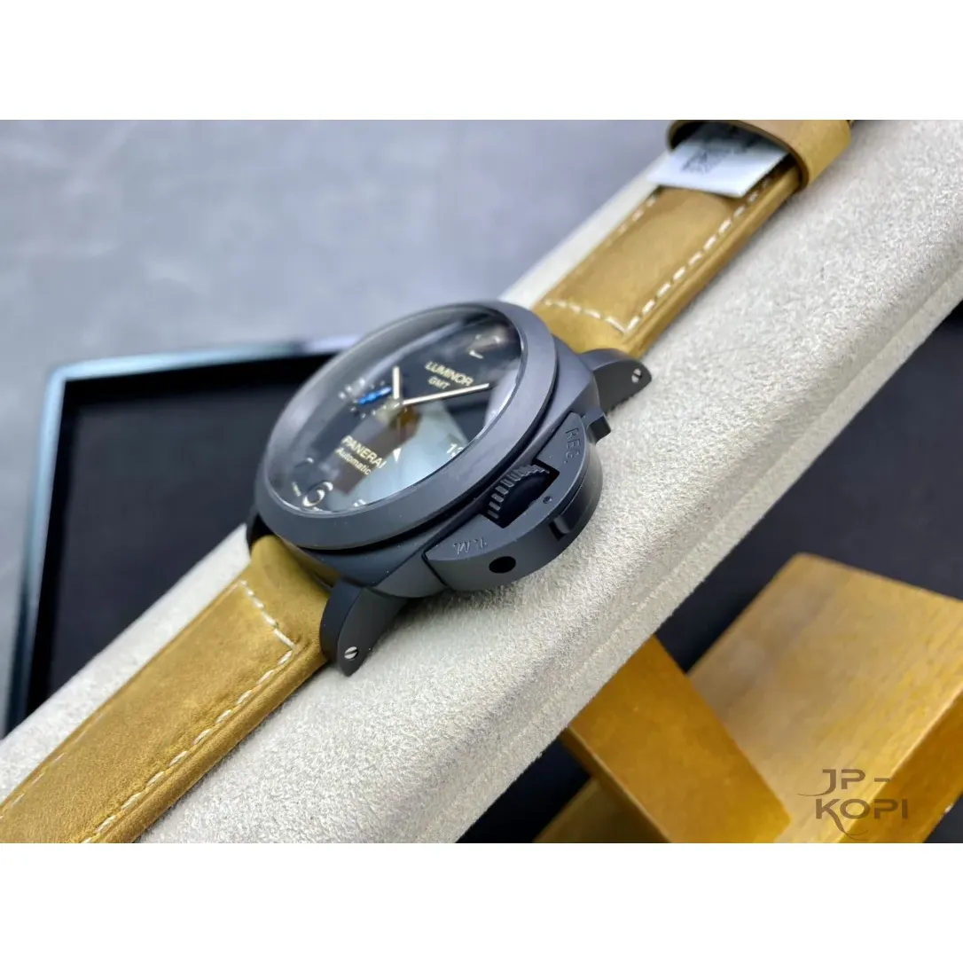 パネライ ルミノール1950 3DAYS GMT PAM01441|ブラック 44mm Cal.P.9010【VS工場製高品質腕時計】 - 画像 (7)