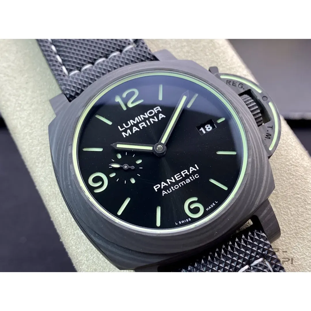 パネライ ルミノール マリーナ PAM01118|カーボテック×ブラック 44mm【VS工場製高品質腕時計】 - 画像 (3)