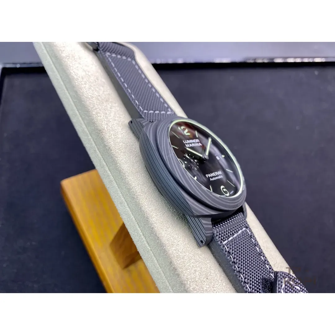 パネライ ルミノール マリーナ PAM01118|カーボテック×ブラック 44mm【VS工場製高品質腕時計】 - 画像 (6)