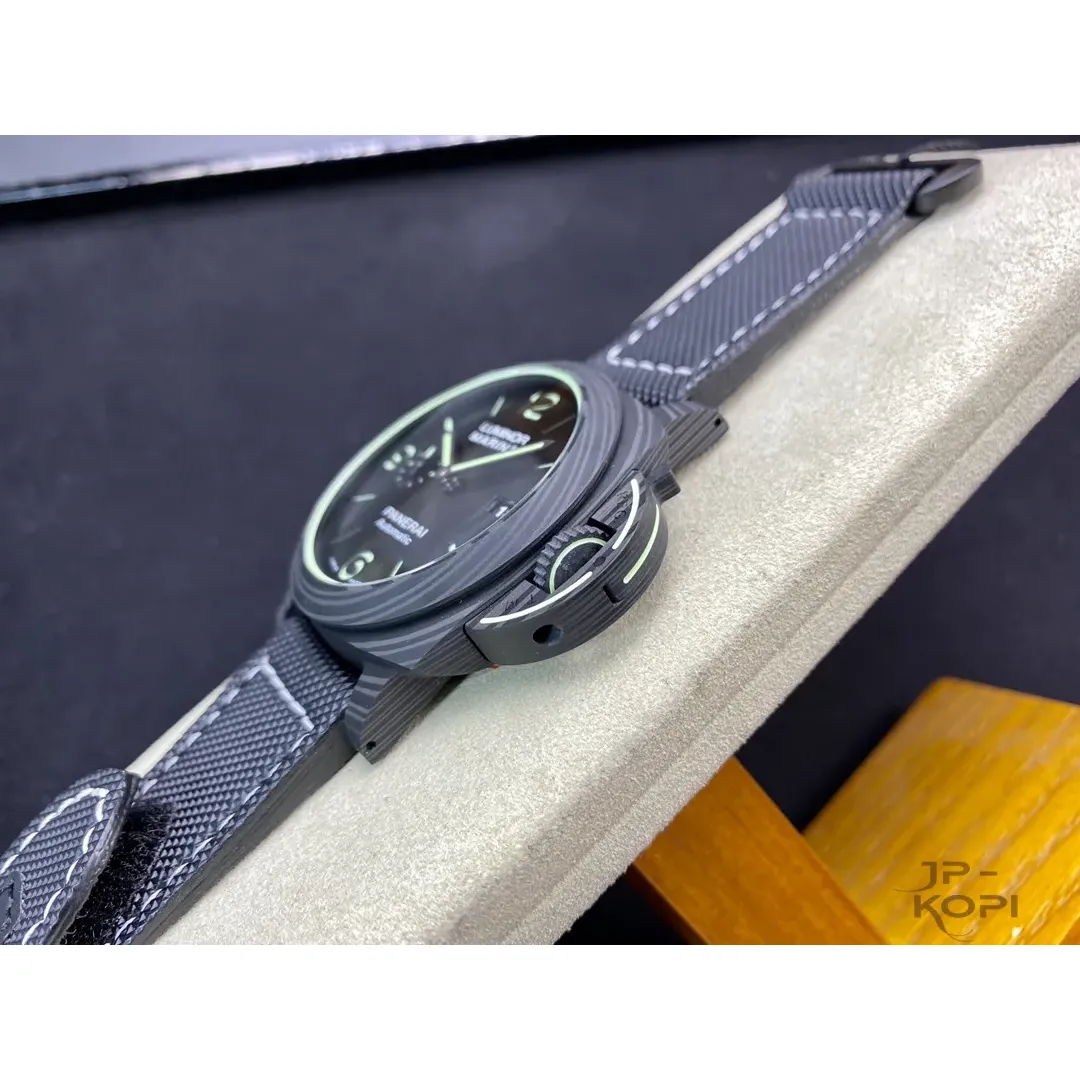 パネライ ルミノール マリーナ PAM01118|カーボテック×ブラック 44mm【VS工場製高品質腕時計】 - 画像 (7)