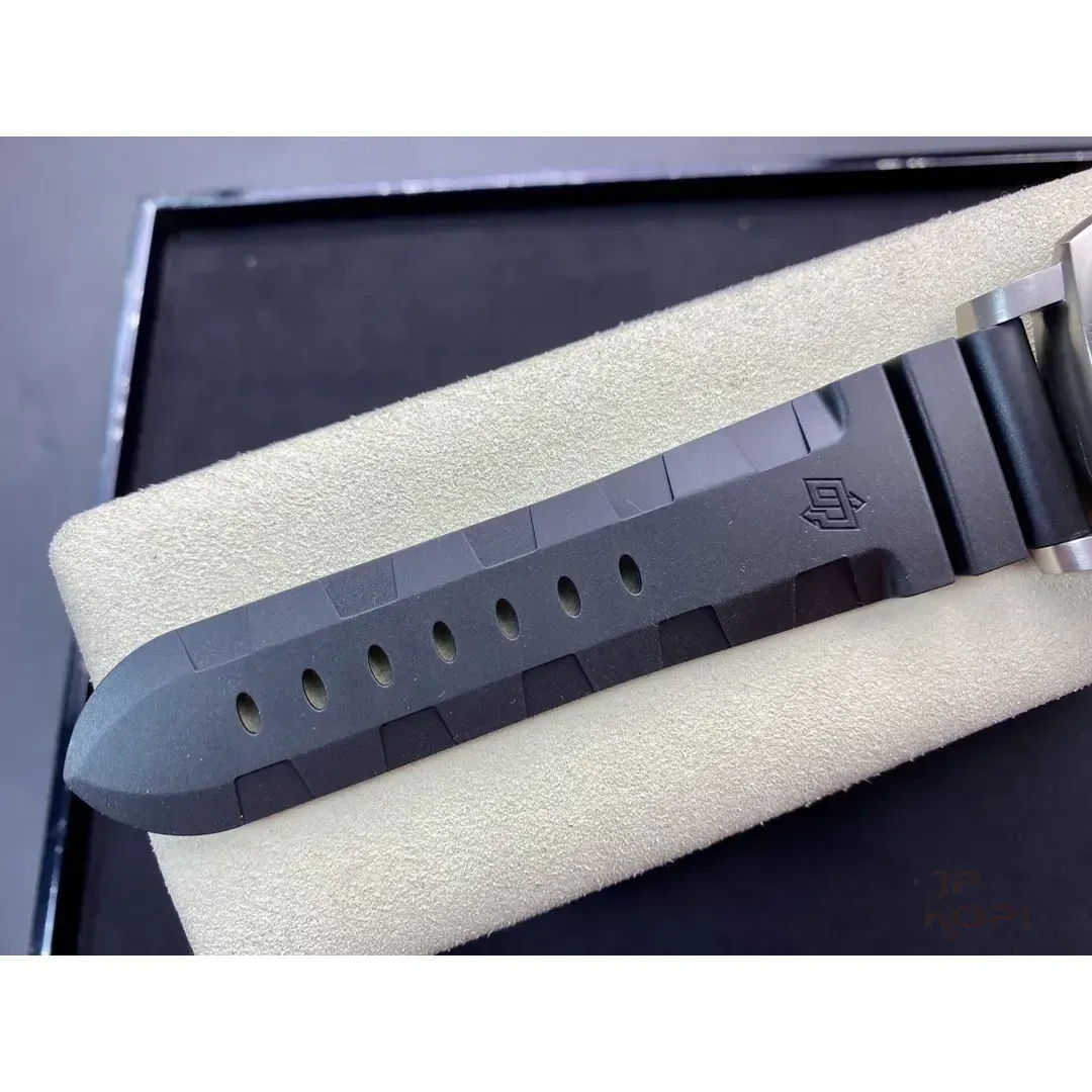 パネライ ルミノール サブマーシブル GMT PAM00719|ブルー文字盤 47MM【VS工場製】 - 画像 (10)