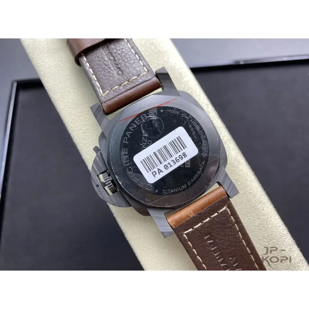 パネライ ルミノール マリーナ 1950 カーボテック PAM00661|ブラック文字盤×44MM【VS工場製高品質モデル】 - 画像 (8)
