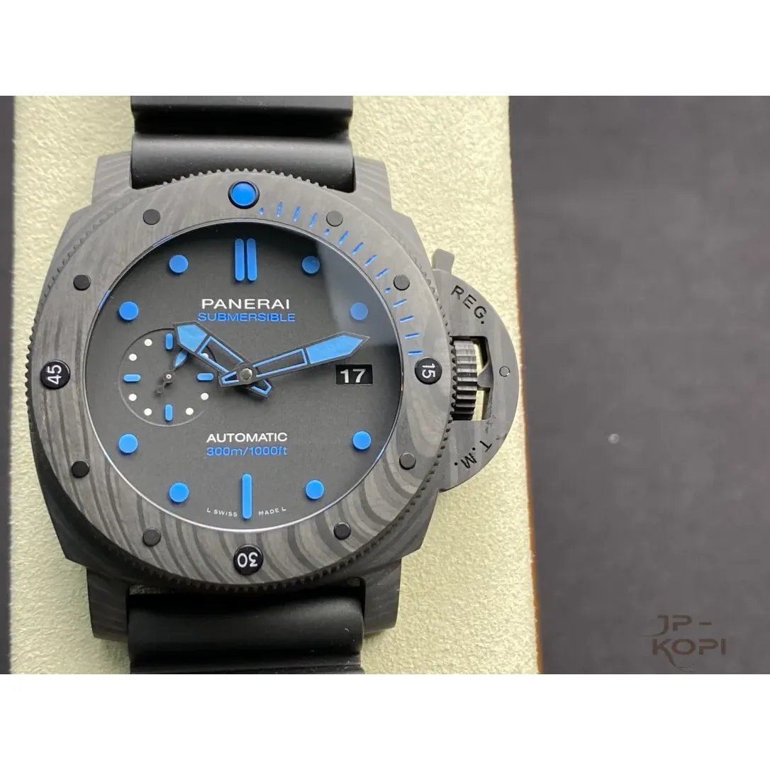 オフィチーネ パネライ サブマーシブル カーボテック PAM01616 47mm【VS工場出品】