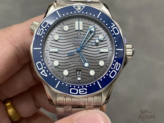オメガ シーマスター ダイバー300M コーアクシャル マスタークロノメーター 210.30.42.20.06.001【GD工場出品】