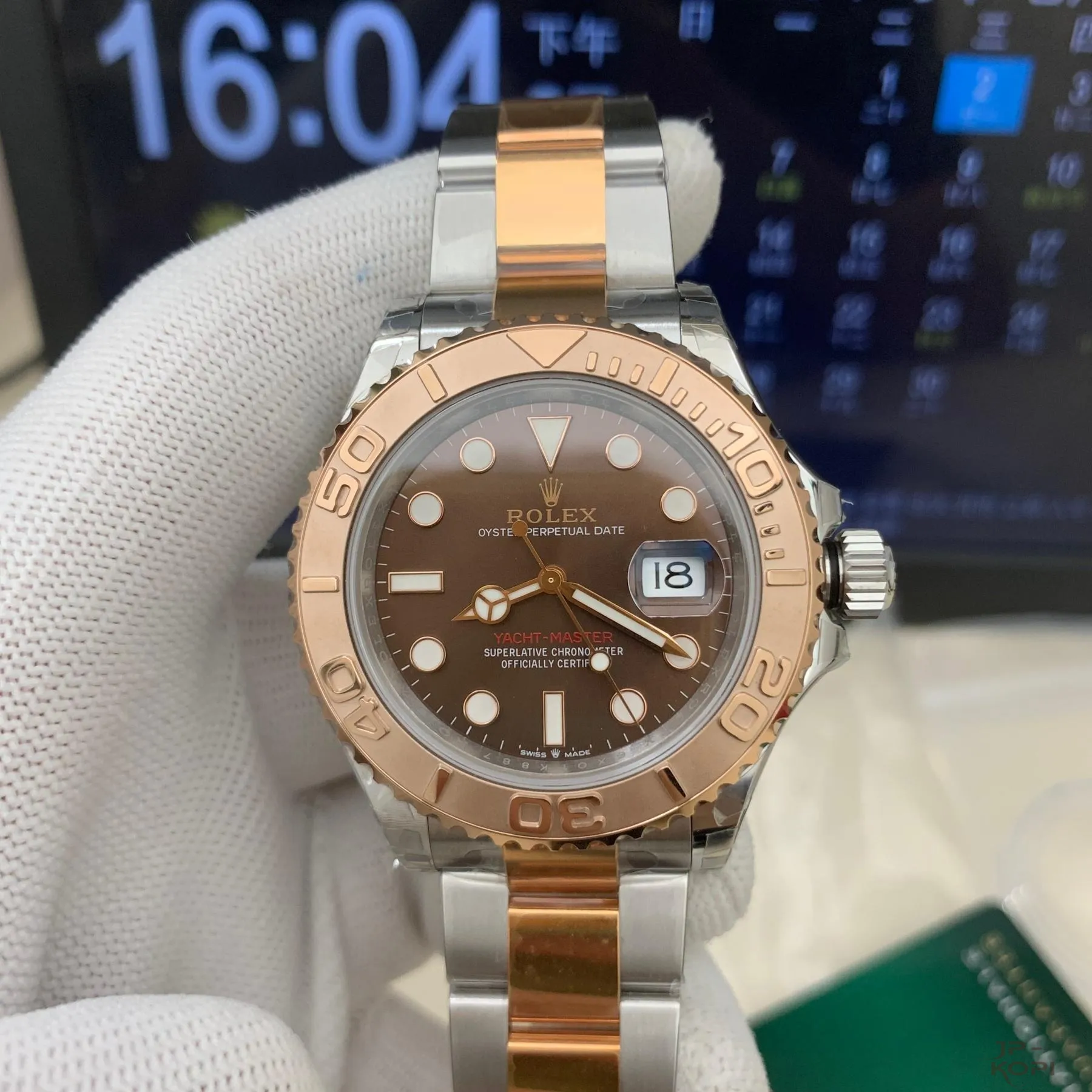 ロレックス ヨットマスター 40 126621|チョコレートダイアル 丹東Cal.3235【VS工場製 高品質コピー腕時計】 - 画像 (2)