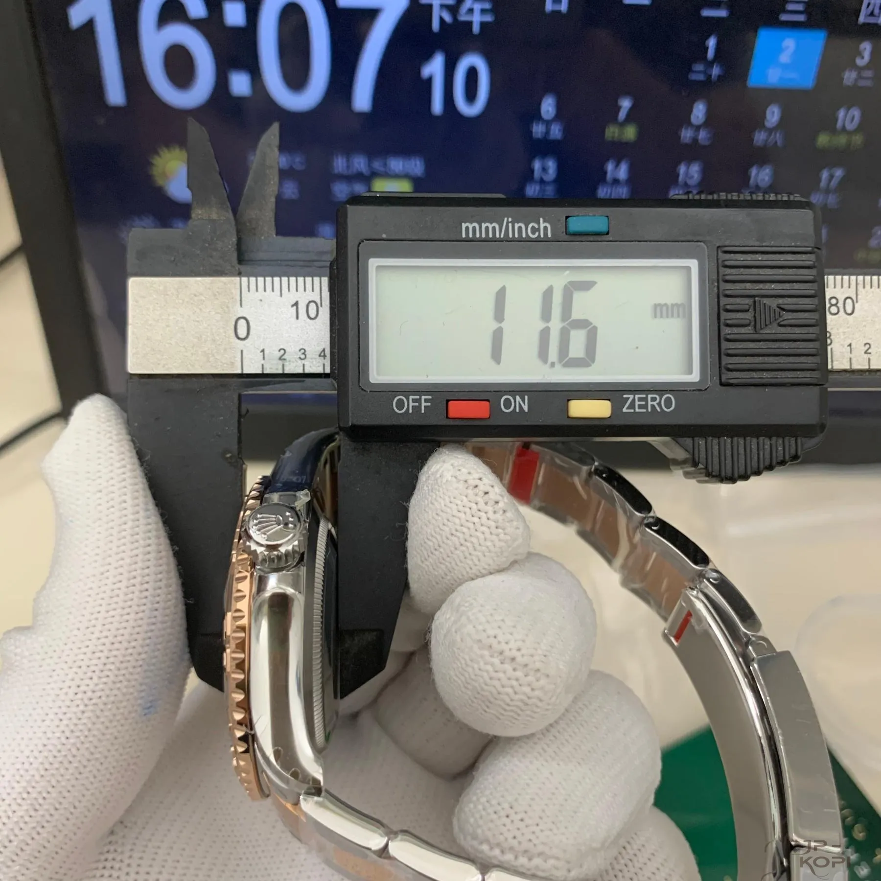 ロレックス ヨットマスター 40 126621|チョコレートダイアル 丹東Cal.3235【VS工場製 高品質コピー腕時計】 - 画像 (14)