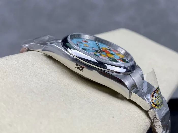 ロレックス オイスターパーペチュアル 126000 セレブレーション モチーフ 36mm【CLEAN工場出品】 - 画像 (5)