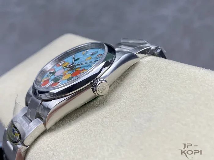 ロレックス オイスターパーペチュアル 126000 セレブレーション モチーフ 36mm【CLEAN工場出品】 - 画像 (6)