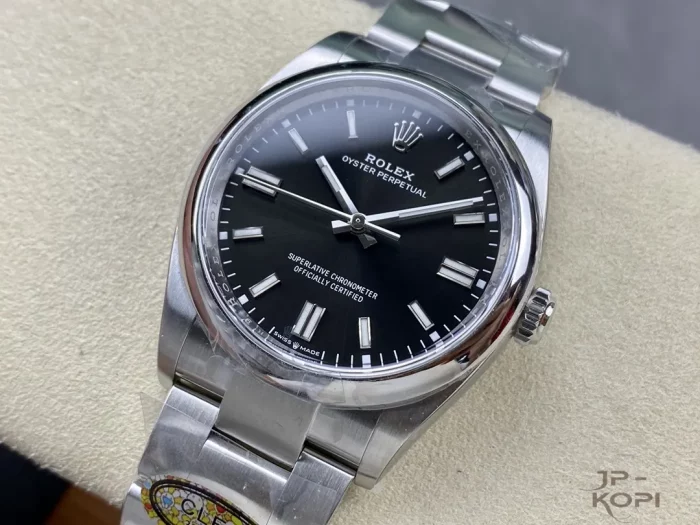 ロレックス オイスターパーペチュアル 126000 ブラック 36mm【CLEAN工場出品】 - 画像 (3)