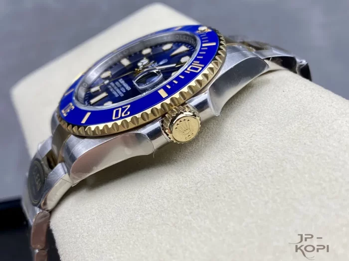 ロレックス サブマリーナーデイト 126613LB ブルー 41mm Cal.3235【Clean工場出品】 - 画像 (7)