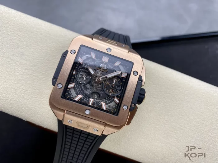 ウブロ HUBLOT スクエア バン ウニコ キングゴールド 821.OX.0180.RX【BBF工場出品】 - 画像 (4)