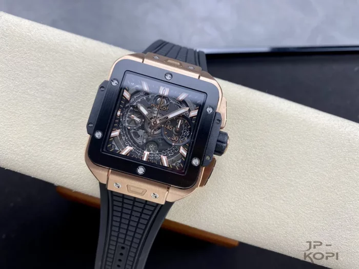 ウブロ HUBLOT スクエア・バン ウニコ キングゴールド 821.OM.0180.RX【BBF工場出品】 - 画像 (4)