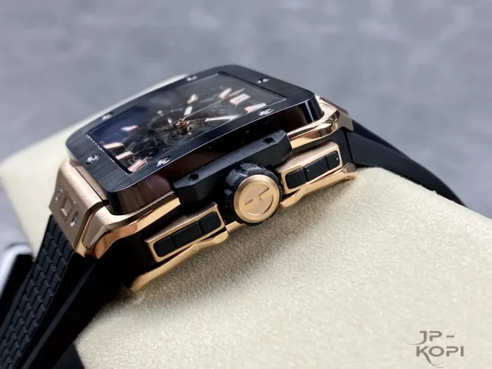 ウブロ HUBLOT スクエア・バン ウニコ キングゴールド 821.OM.0180.RX【BBF工場出品】 - 画像 (6)