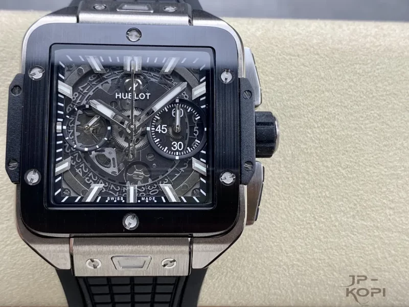 ウブロ HUBLOTスクエアバン ウニコ チタニウムセラミック 821.NM.0170.RX【BBF工場出品】