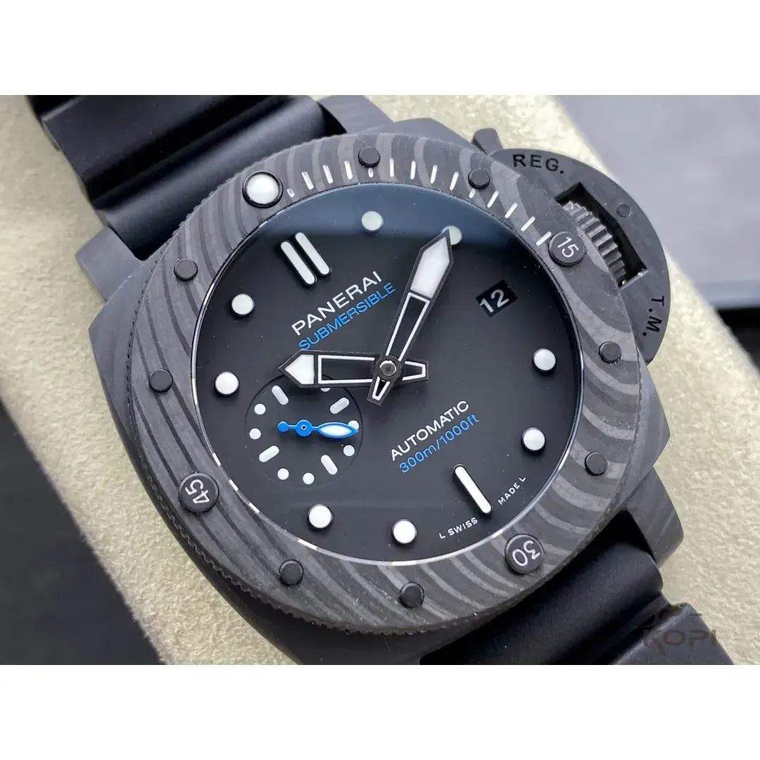 パネライ オフィチーネ サブマーシブル PAM02231|カーボテック ブラック文字盤 42MM【VS工場製】 - 画像 (3)
