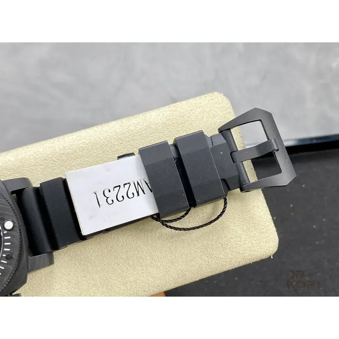 パネライ オフィチーネ サブマーシブル PAM02231|カーボテック ブラック文字盤 42MM【VS工場製】 - 画像 (10)