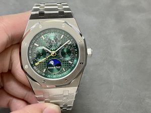 オーデマ・ピゲ ロイヤルオーク パーペチュアルカレンダー 41mm 26574ST グリーン 【BBR工場出品】