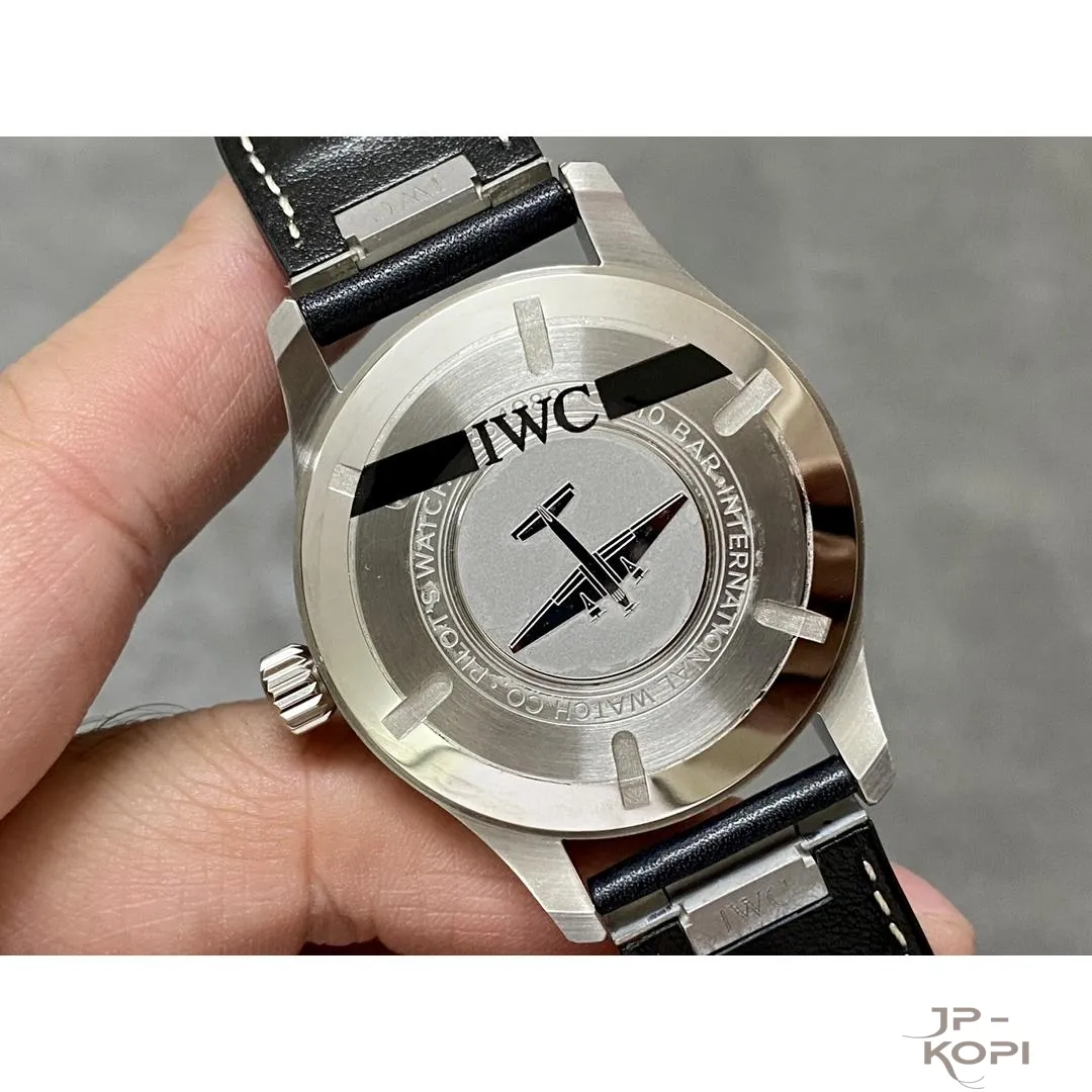 IWC パイロット・ウォッチ・マーク XX IW328203|ブルー文字盤 40mm【ZF工場製 高品質コピー腕時計】 - 画像 (8)