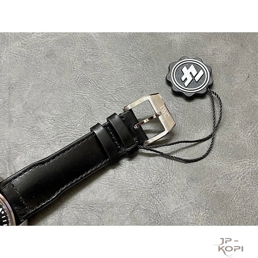 IWC パイロットウォッチ クロノグラフ IW377709|ブラック文字盤 43mm【ZF工場製 高品質コピー腕時計】 - 画像 (9)