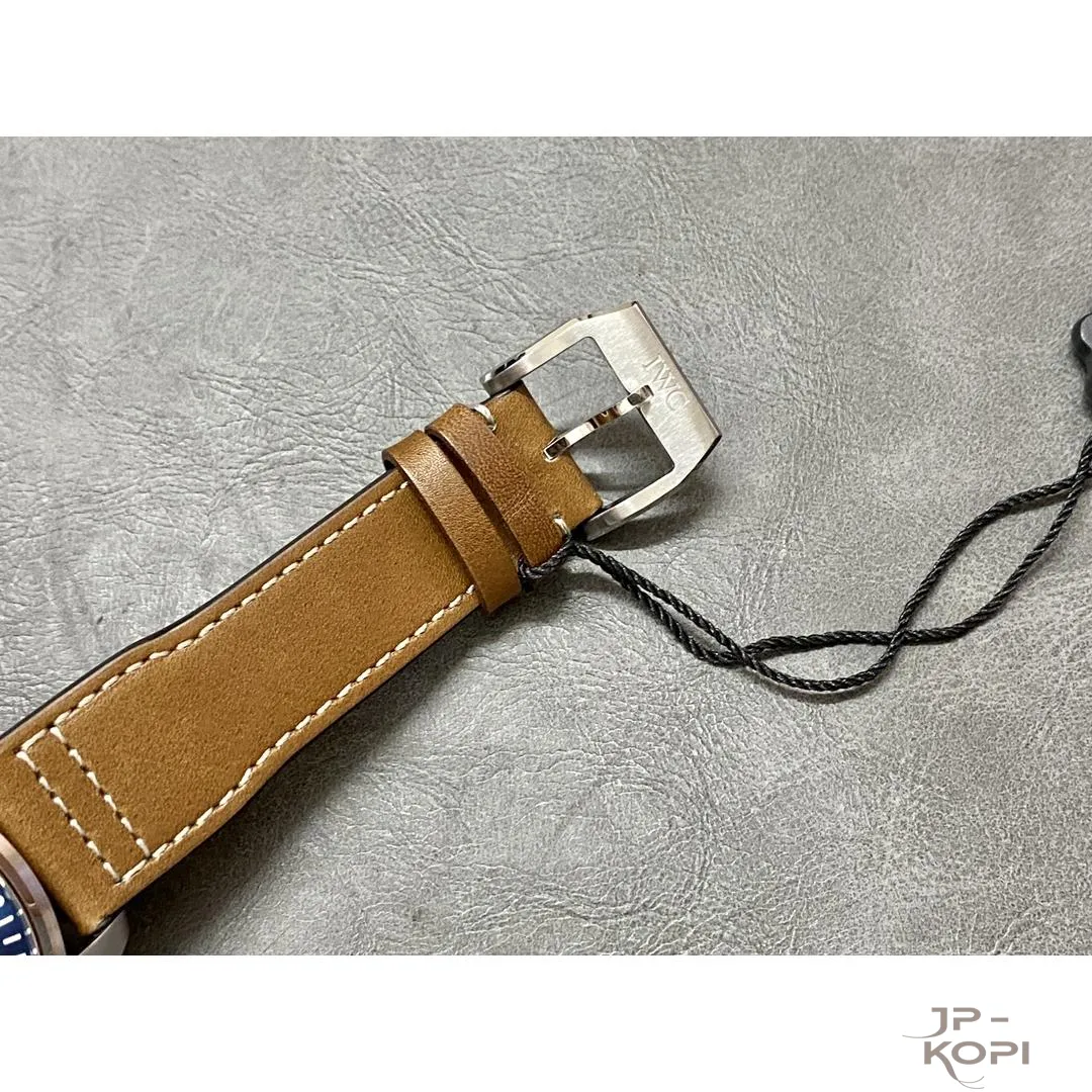 IWC パイロット・ウォッチ・クロノグラフ “プティ・プランス” IW377714|ブルー文字盤 43mm【ZF工場製 高品質コピー腕時計】 - 画像 (9)