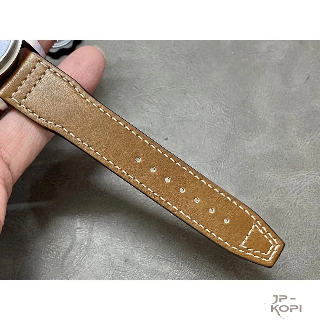 IWC パイロット・ウォッチ・クロノグラフ “プティ・プランス” IW377714|ブルー文字盤 43mm【ZF工場製 高品質コピー腕時計】 - 画像 (10)