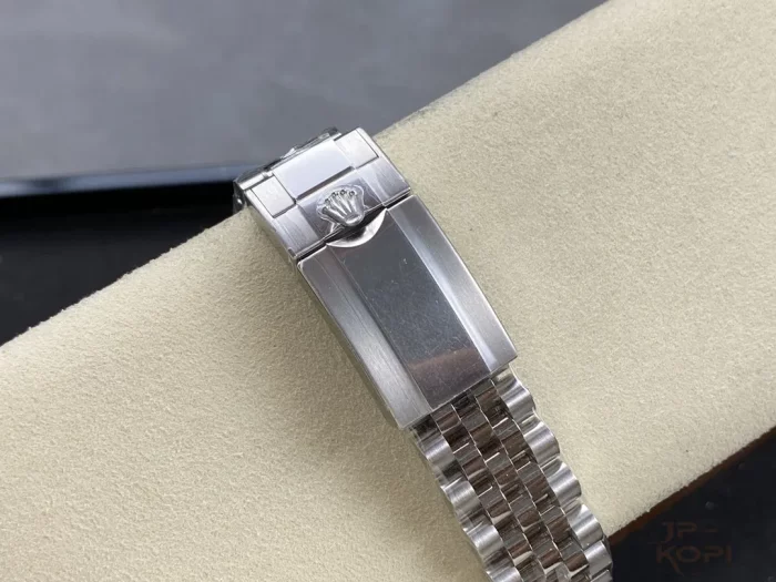 ロレックス GMTマスター II 126710BLRO-0001 40MMブルーレッド ジュビリーブレスレットCAL.3285【ARF工場出品】 - 画像 (7)