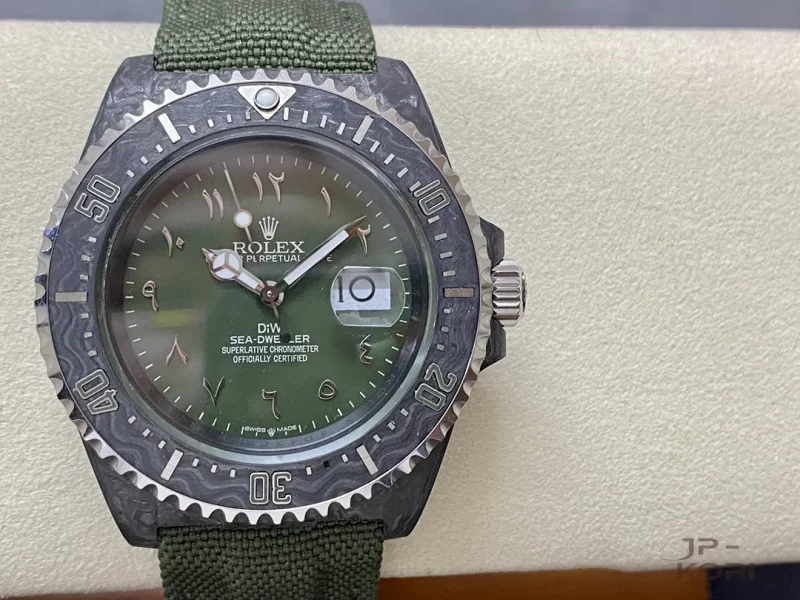 DIWロレックス・サブマリーナー Sea-Dweller 3235ムーブメント カーボンファイバー43MM