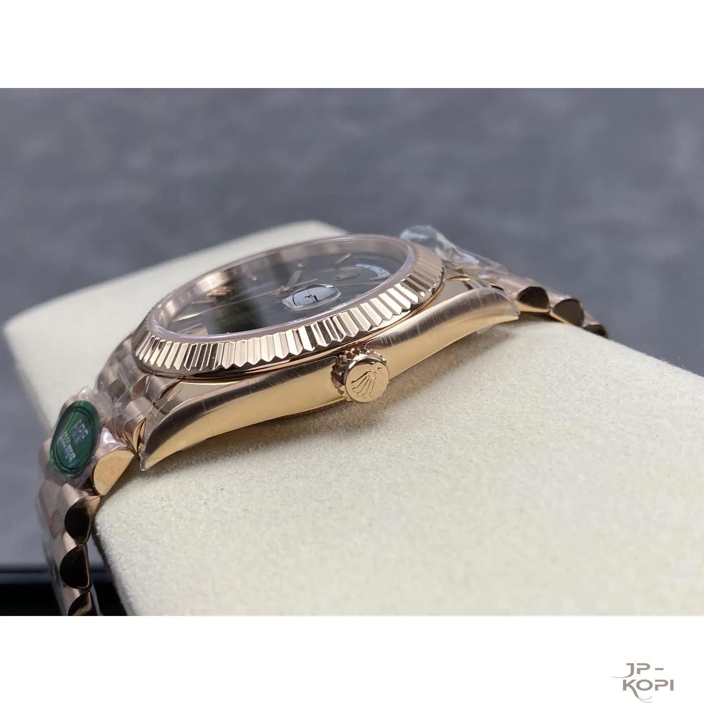 ロレックス デイデイト 40mm M228235-0025|オリーブグリーン 上海Cal.3255 加重版【ARF工場製 高品質コピー腕時計】 - 画像 (8)