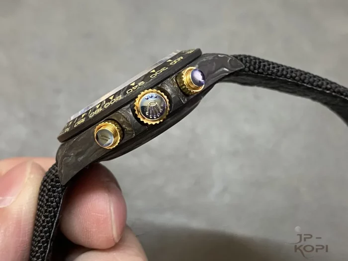 ロレックス × DiW デイトナ AVIA GREY NTPTカーボンモデル  Cal.4130 - 画像 (6)