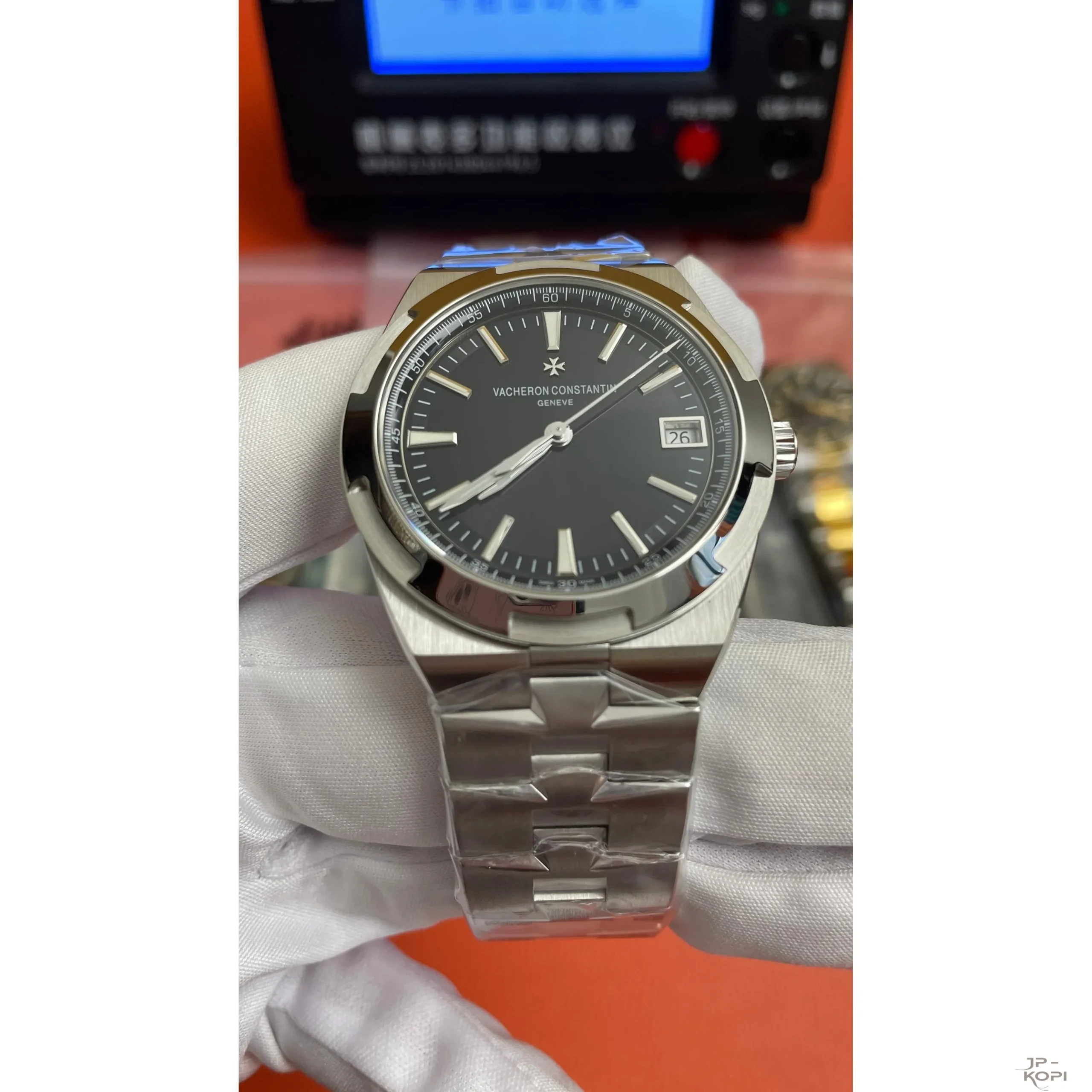 ヴァシュロン・コンスタンタン オーヴァーシーズ 4500V/110A-B483|ブラックダイアル ステンレス 41mm【PPF工場製 高品質コピー腕時計】 - 画像 (3)