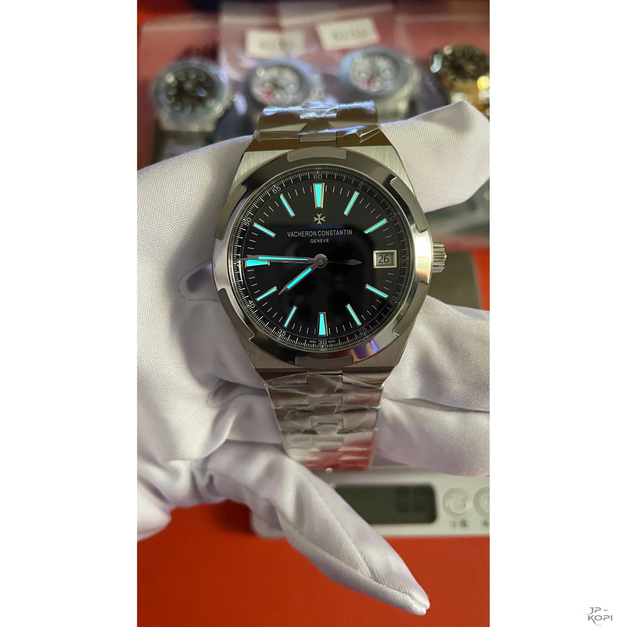 ヴァシュロン・コンスタンタン オーヴァーシーズ 4500V/110A-B483|ブラックダイアル ステンレス 41mm【PPF工場製 高品質コピー腕時計】 - 画像 (14)