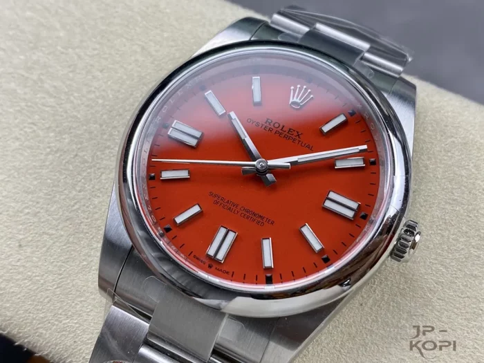 ロレックス オイスターパーペチュアル 124300 レッド 41MM【CLEAN工場出品】 - 画像 (3)