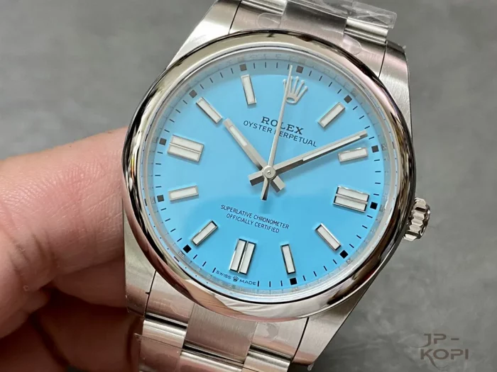 ロレックス オイスターパーペチュアル 124300 ターコイズブルー 41MM【CLEAN工場出品】 - 画像 (3)