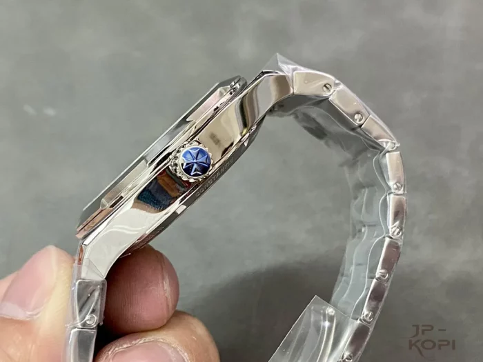 ヴァシュロン・コンスタンタン オーヴァーシーズ 4500V/110A-B483 ブラック【PPF工場出品】 - 画像 (7)
