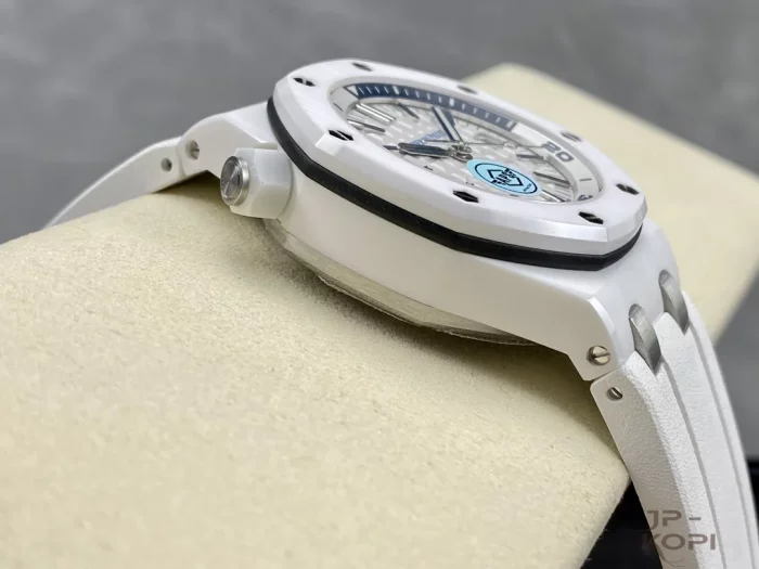 ロイヤルオーク オフショア ダイバー 15707CB｜ホワイトセラミック 42MM【APS工場製】 - 画像 (5)